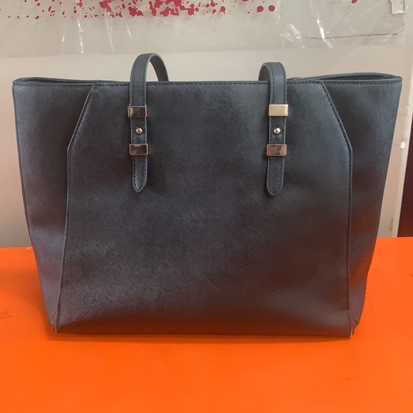 Black GUESS Tote Handbag Purse - Picture 5 of 14